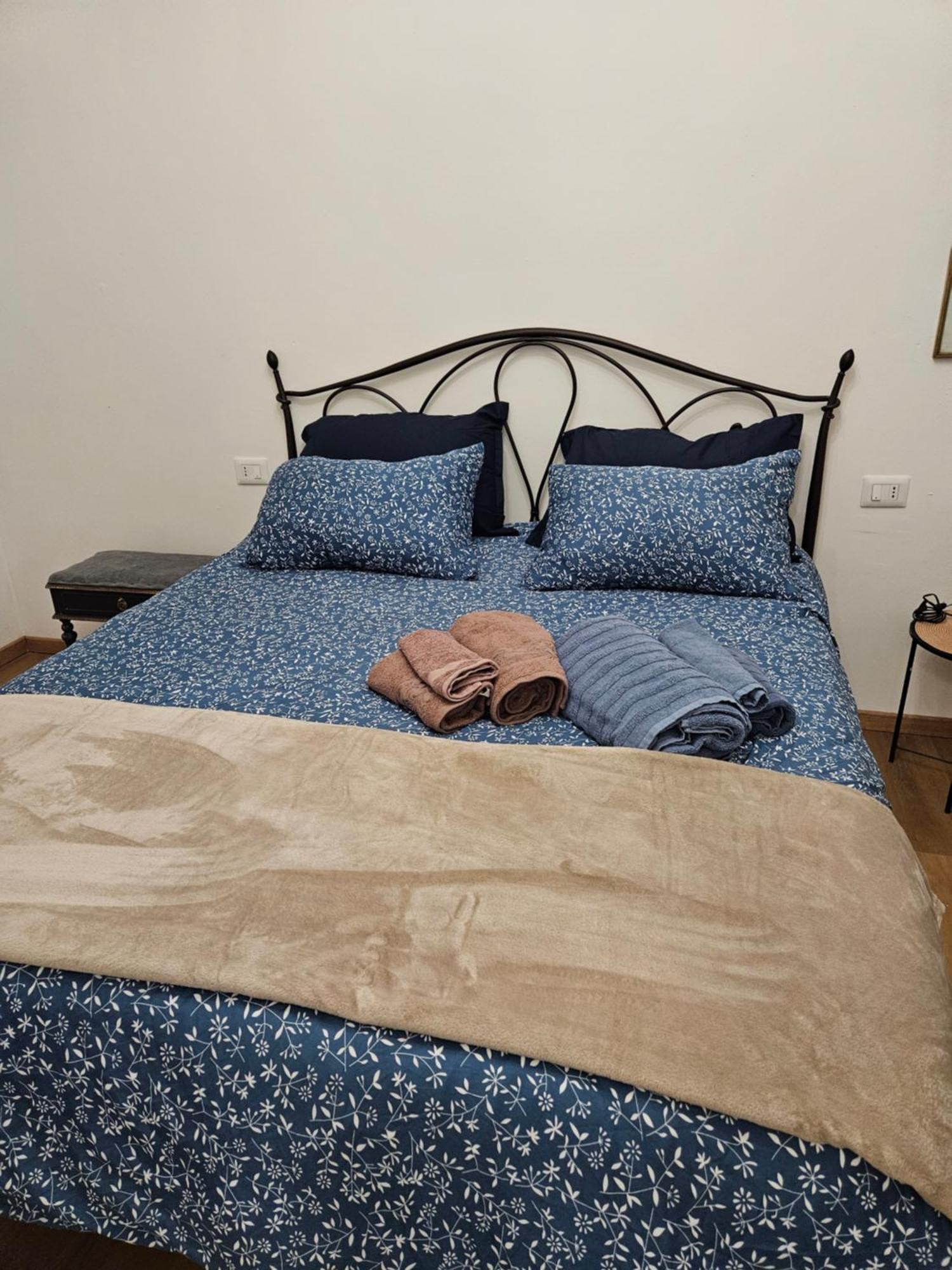 בוסטו ארסיציו Mxp Room Busto מראה חיצוני תמונה